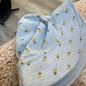 Women’s bucket, hat, blue with pineapples